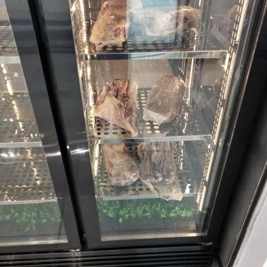 Trois porte en verre noir acier inoxydable de boeuf vitrine 