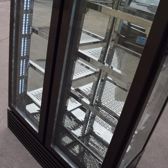 Usine direct Black personnalisé de bœuf importée des quatre côtés d'écran en verre du congélateur 