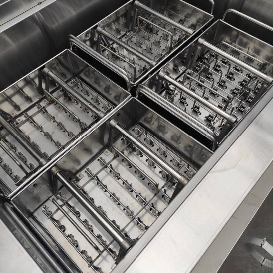 Usine en chine directement Renforcée 12 moule à sucettes glacées à la crème glacée faisant la machine 